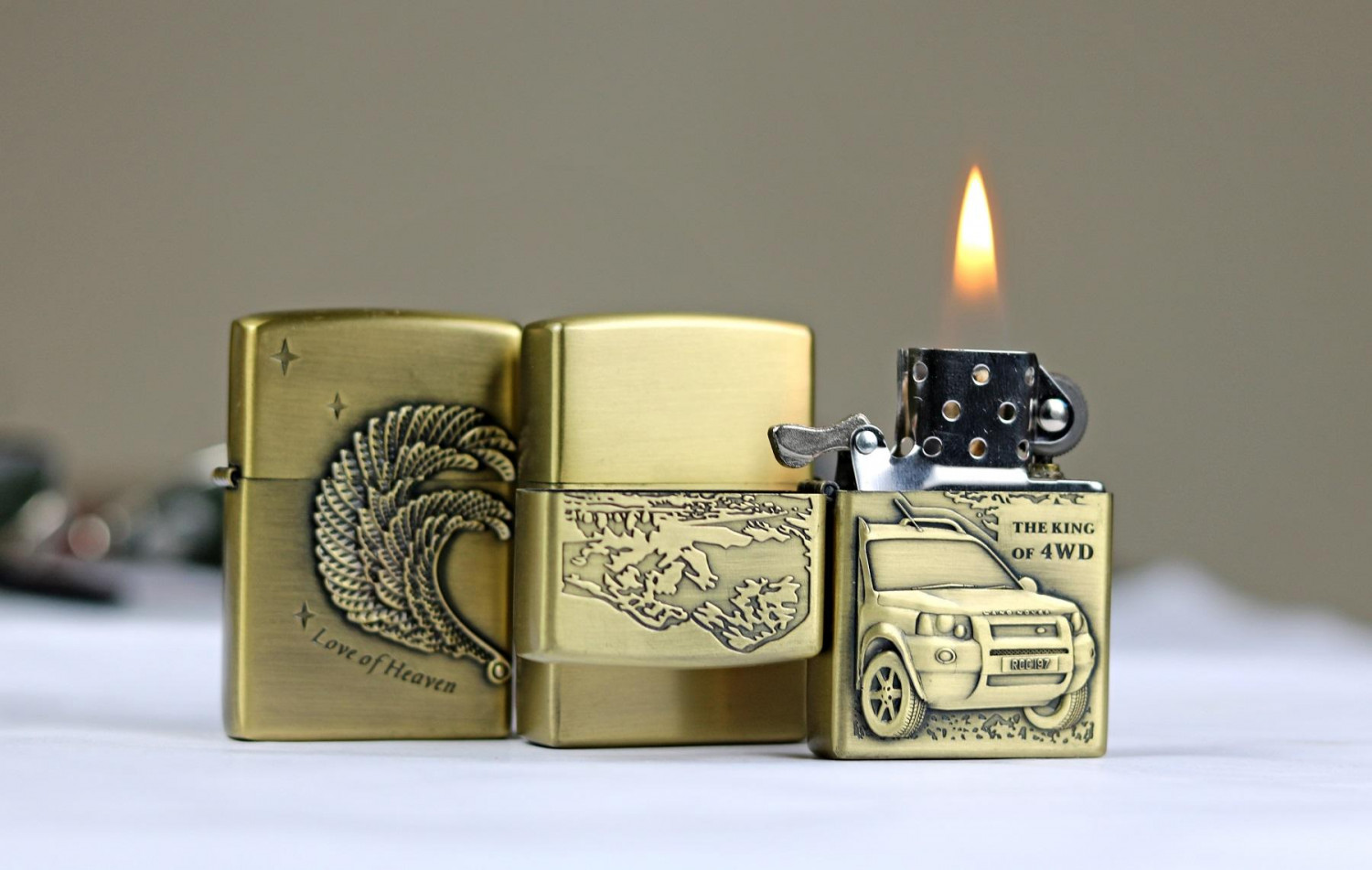 Metal body Zippo Lighter gold