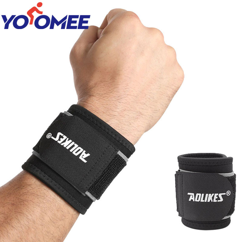 1Pcs Adjustable Sport Wristband Wrist Brace Wrap Bandage Support Band Gym Strap Safety sports wrist protector Hand Bands