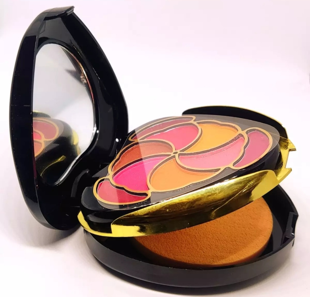 Romantic Flower Small Love Shape Eye Shadow and Face Power . Small Size Complete Make-Up Box