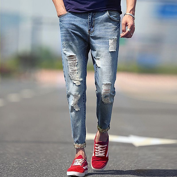 Stylish Slim-Fit Stretchable Denim Jeans for Men