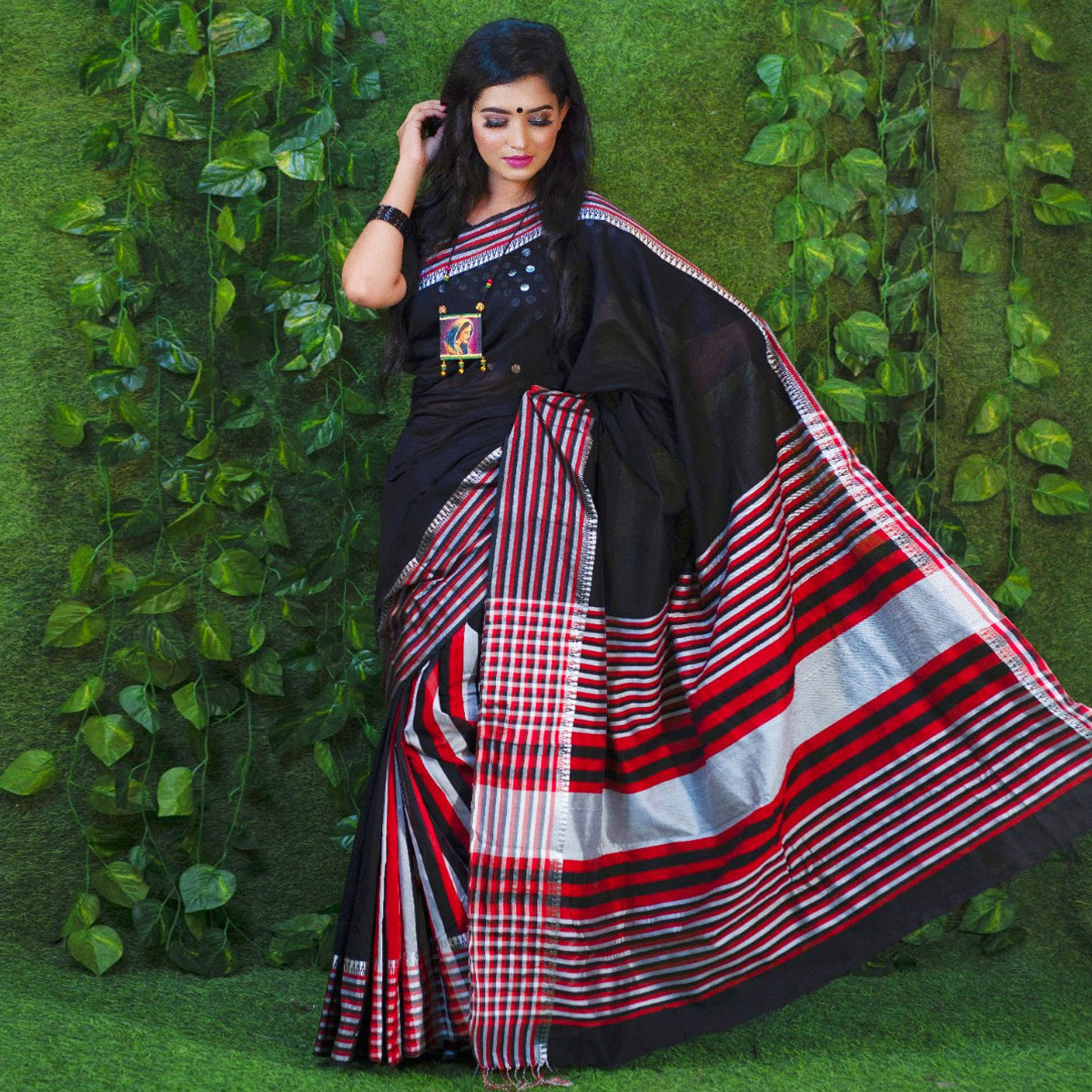 Eye Catching Design And Gorgeous New Collection Multicolor Dhupiyan Silk Tangail Tant Saree For Women