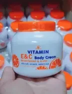 AR VITAMIN E&C Body Cream -200gm ( Brightening & Glow )