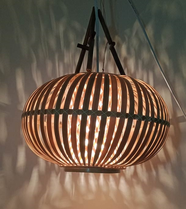 Eco Friendly Natural Bamboo Hand Made Oval Shaped Ceiling Pendent Lamp Shaded